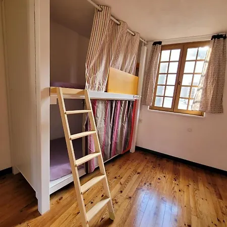 Vandrarhem De La Porte Jacques: A For Pilgrims Saint-Jean-Pied-de-Port