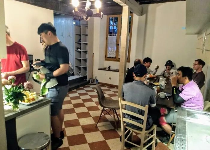 旅馆 De La Porte Jacques: A For Pilgrims *