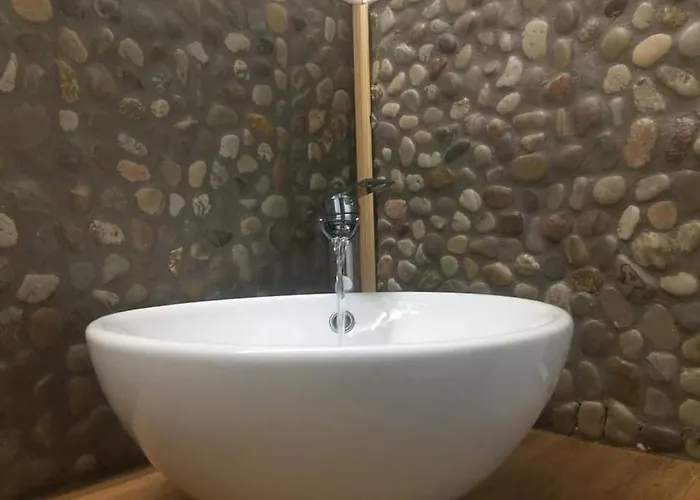 De La Porte Jacques: A For Pilgrims * Saint-Jean-Pied-de-Port